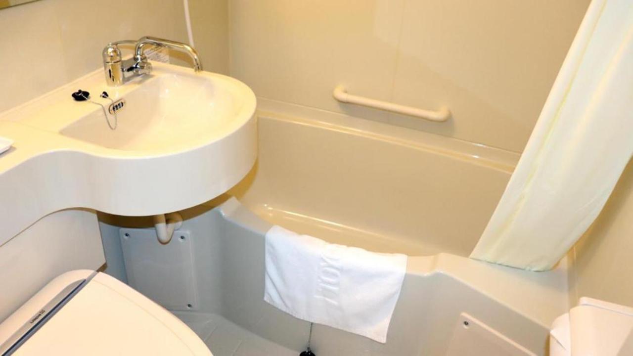 Toyoko Inn Tokyo Keihin Tohoku Sen Oji Eki Kita Guchi Dış mekan fotoğraf